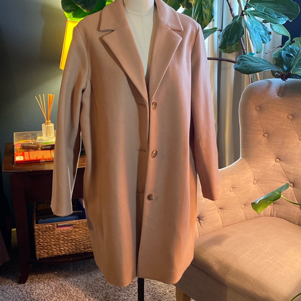 Gap coat